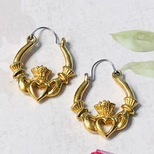 Hearts Hands Crown Gold Tone Pierced Earrings